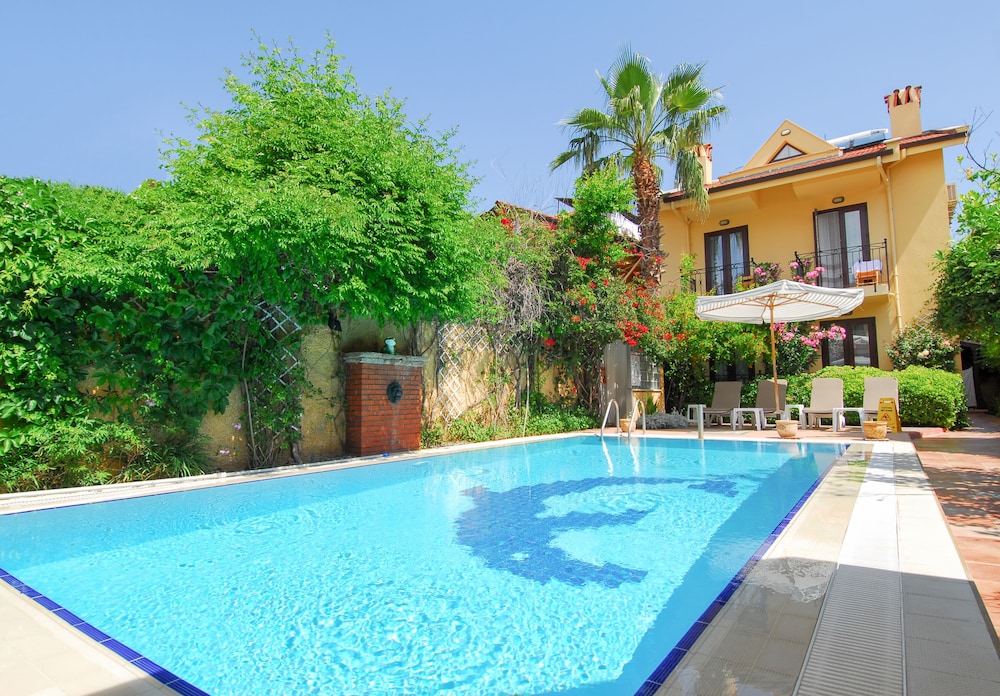 Villa Danlin Hotel 18/44