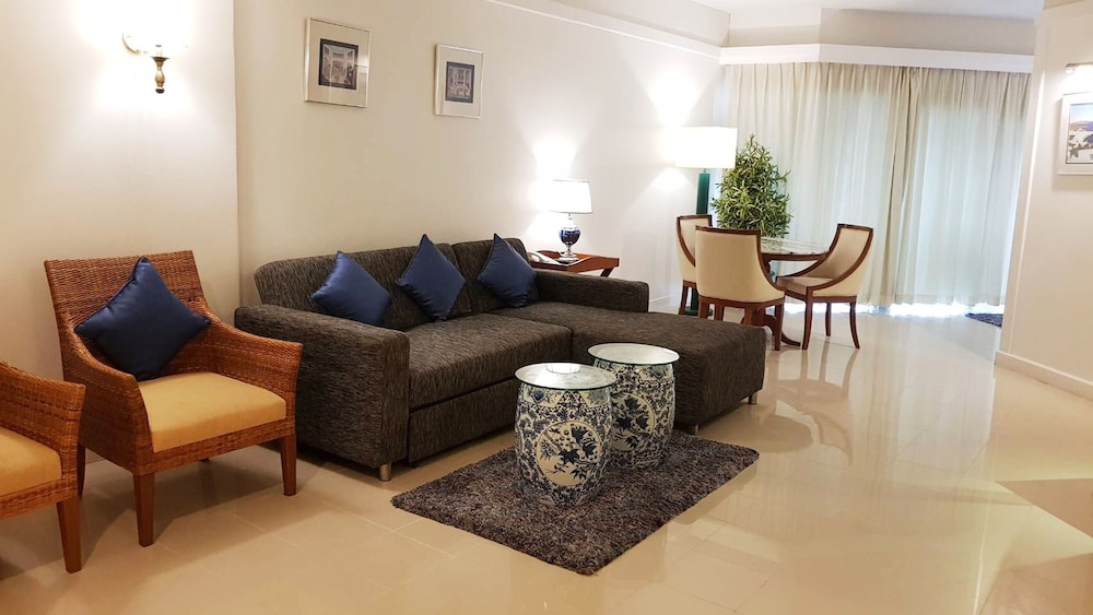ANDAMAN SEAVIEW HOTEL 43/52