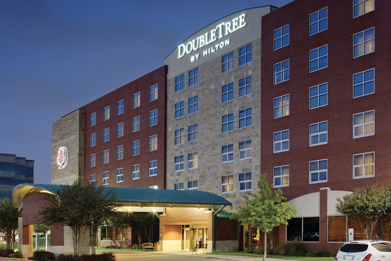 DoubleTree by Hilton Hotel Dallas - Farmers Branch 2/47
