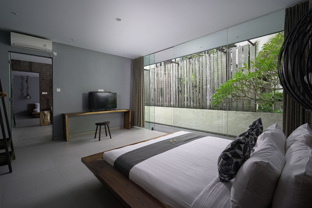 Sandhya Villa Canggu 9/50