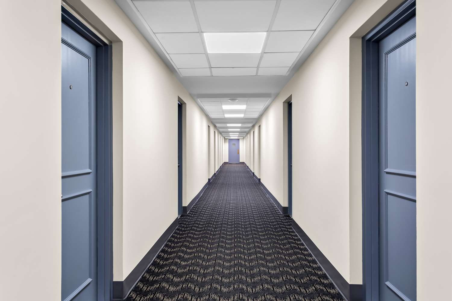 SureStay Plus by Best Western Windsor 2/18