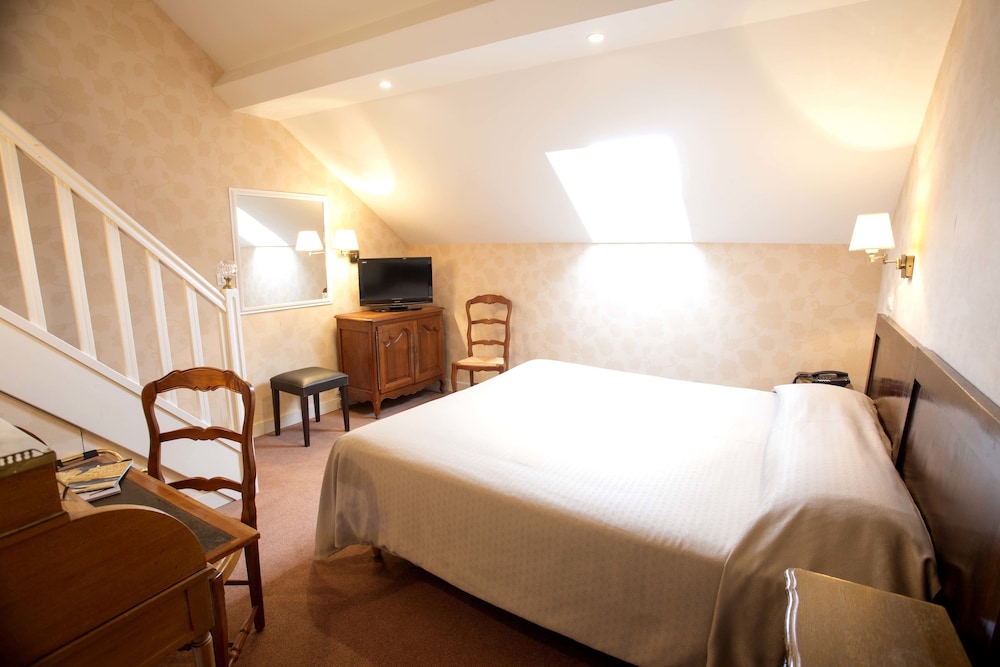 Hôtel La Villa Fleurie 24/69