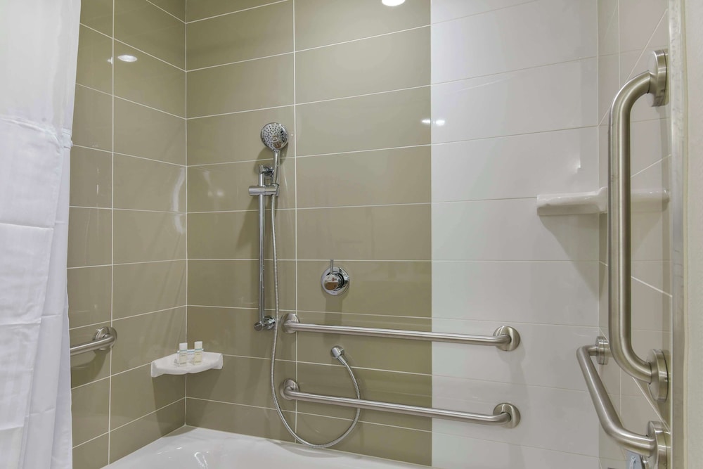 Hilton Garden Inn Raleigh Crabtree Valley 29/67