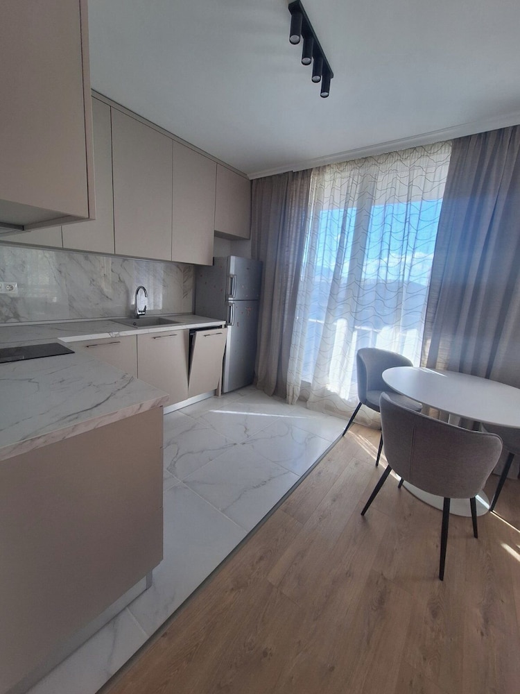 Apartments Mladost 1A-554 19/50
