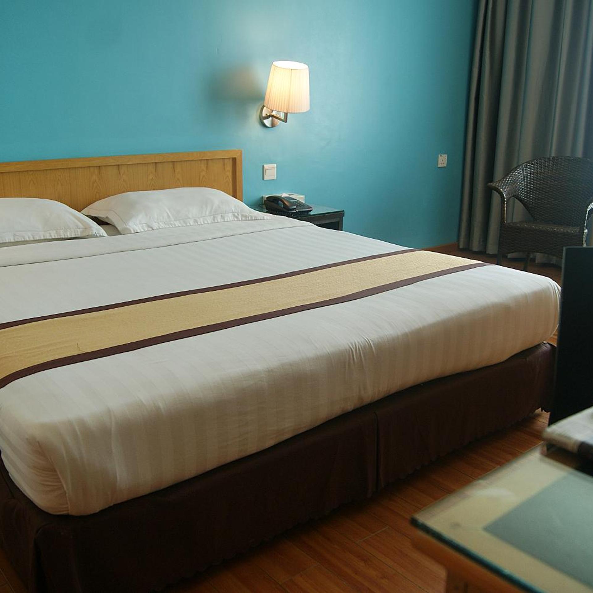 Tang Dynasty Bay Hotel 13/57