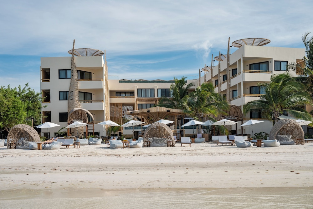 Ana y Jose Holbox Hotel - Optional All Inclusive 54/63
