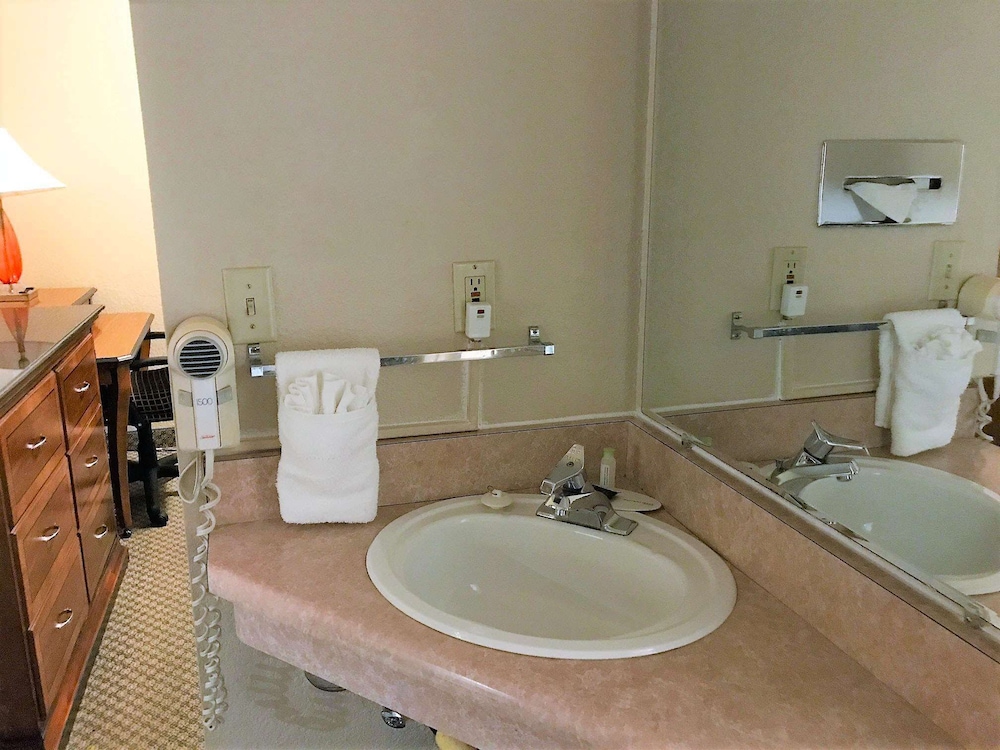 Americas Best Value Inn - Lynnwood / Seattle 11/34