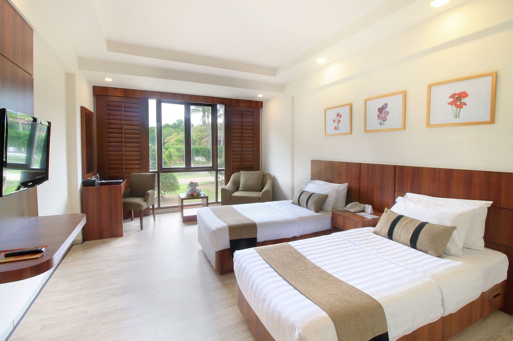 Nirwana Resort Hotel 19/74