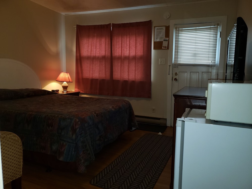 Regent Motel 21/50