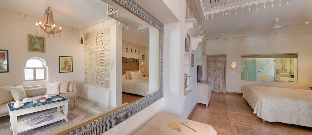 Rawla Narlai Luxury Heritage Hotel 48/50