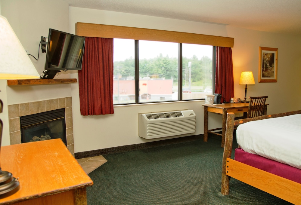 AmericInn by Wyndham Wisconsin Dells 21/30