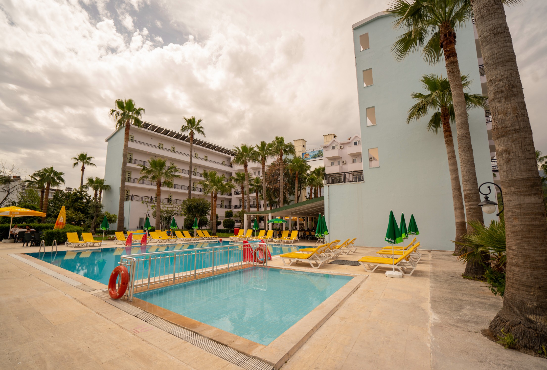 Malibu Resort Hotel 42/50