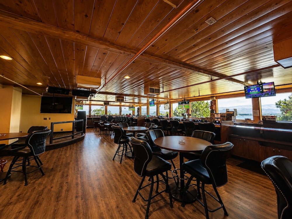 Topaz Lodge 39/58