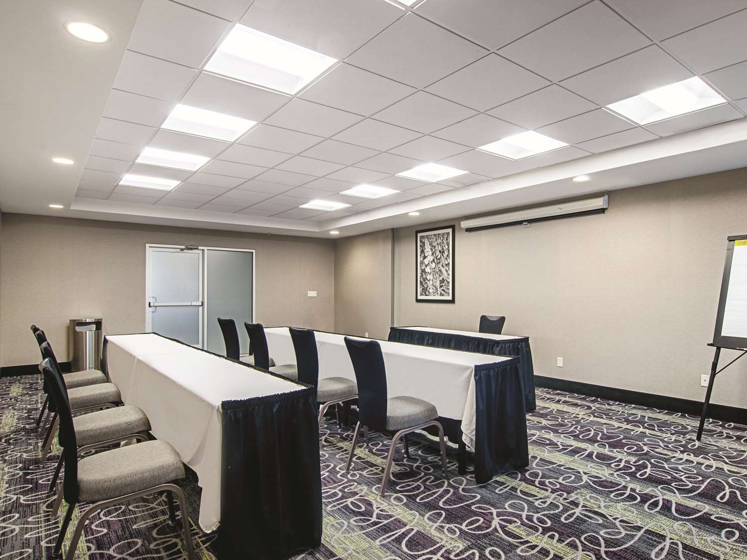 La Quinta Inn & Suites by Wyndham Denver Airport DIA 35/43