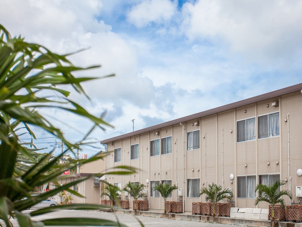 Hotel Southern Village Okinawa 3/63