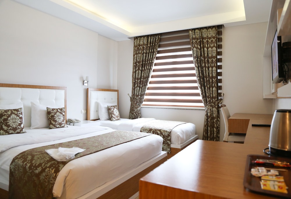 Cebeciler Hotel 9/42