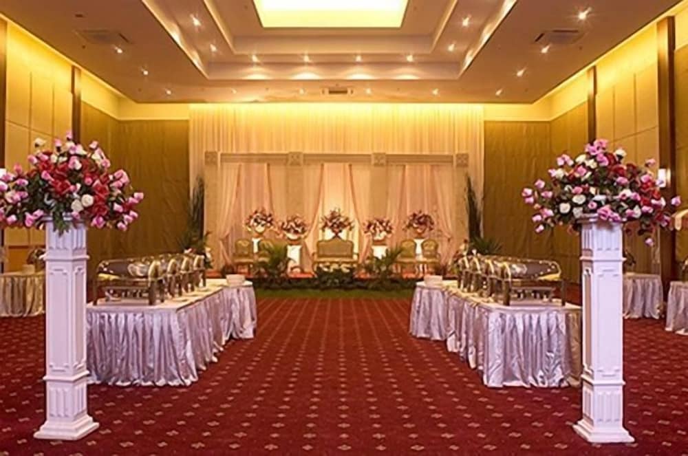 Serela Riau Hotel Bandung 56/71