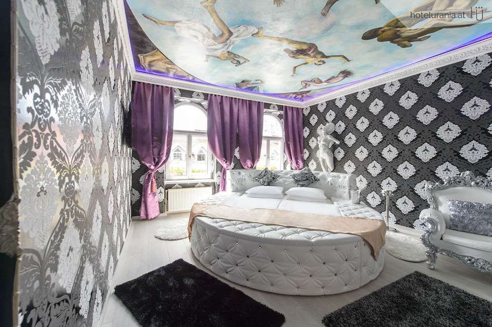 Hotel Urania 26/78