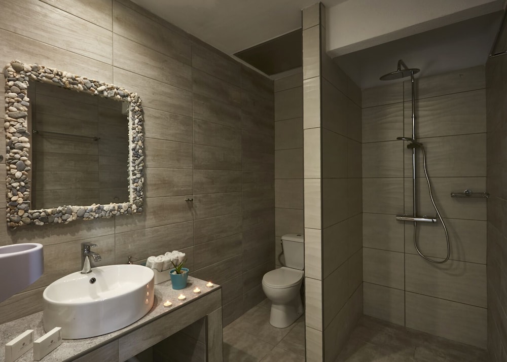 Core Luxury Suites 55/55