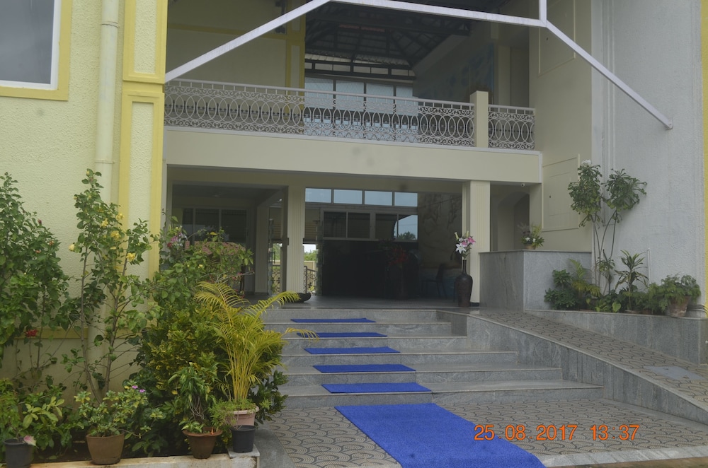 Praia Da Oura - Boutique Resort 48/50