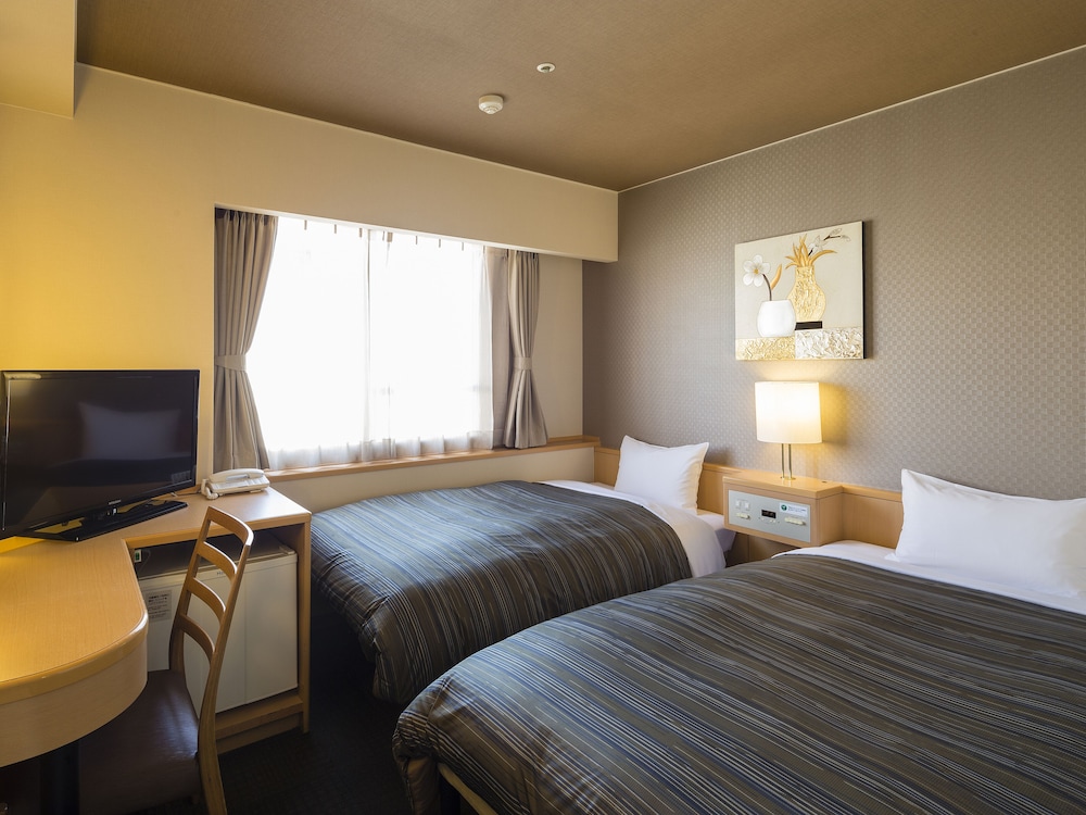 ECONOMY, TWIN BEDS, SMOKING