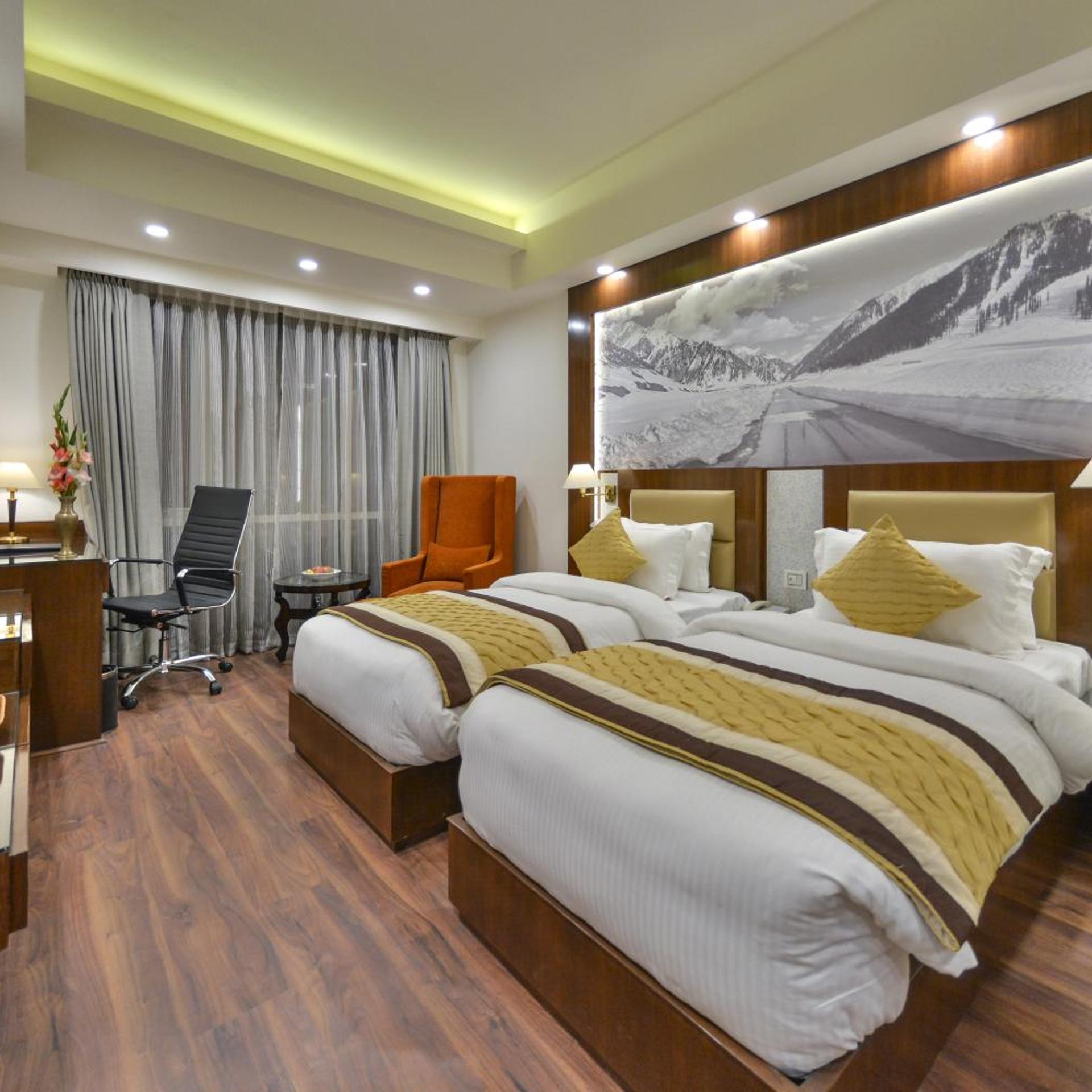 Regenta Central Point Srinagar 20/50