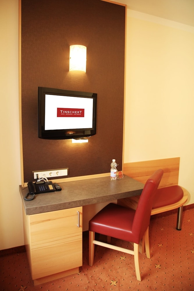 Tinschert Hotel-Restaurant-Partyservice 4/45