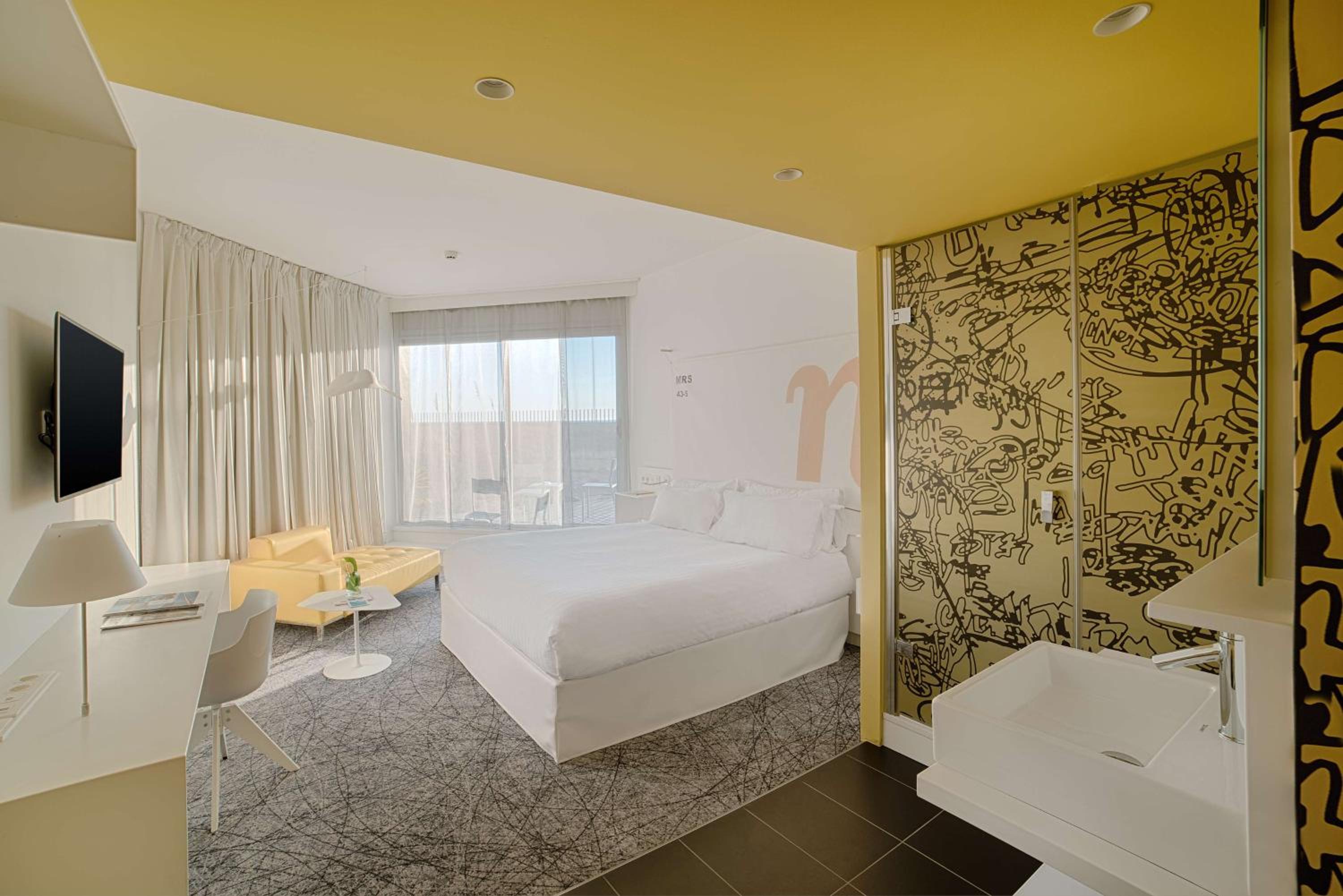 Nhow, Queen Bed