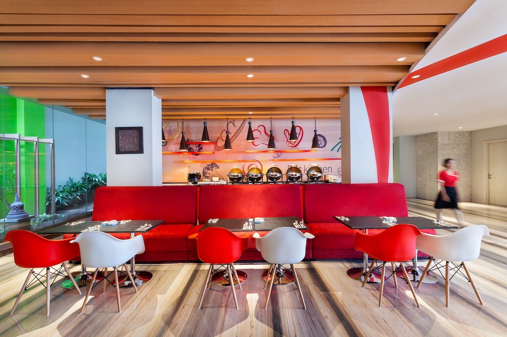 IBIS YOGYAKARTA ADI SUCIPTO 46/54