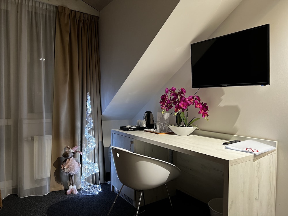 Hotel Shato 35/49