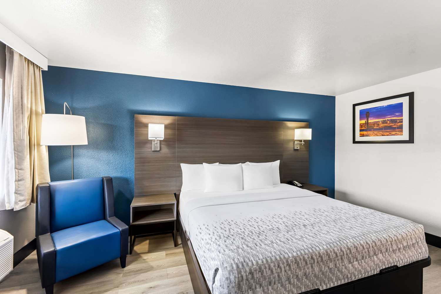 غرفة بسرير كينج لذوي الإعاقة، Surestay Hotel By Best Western Phoenix Airport 2/5