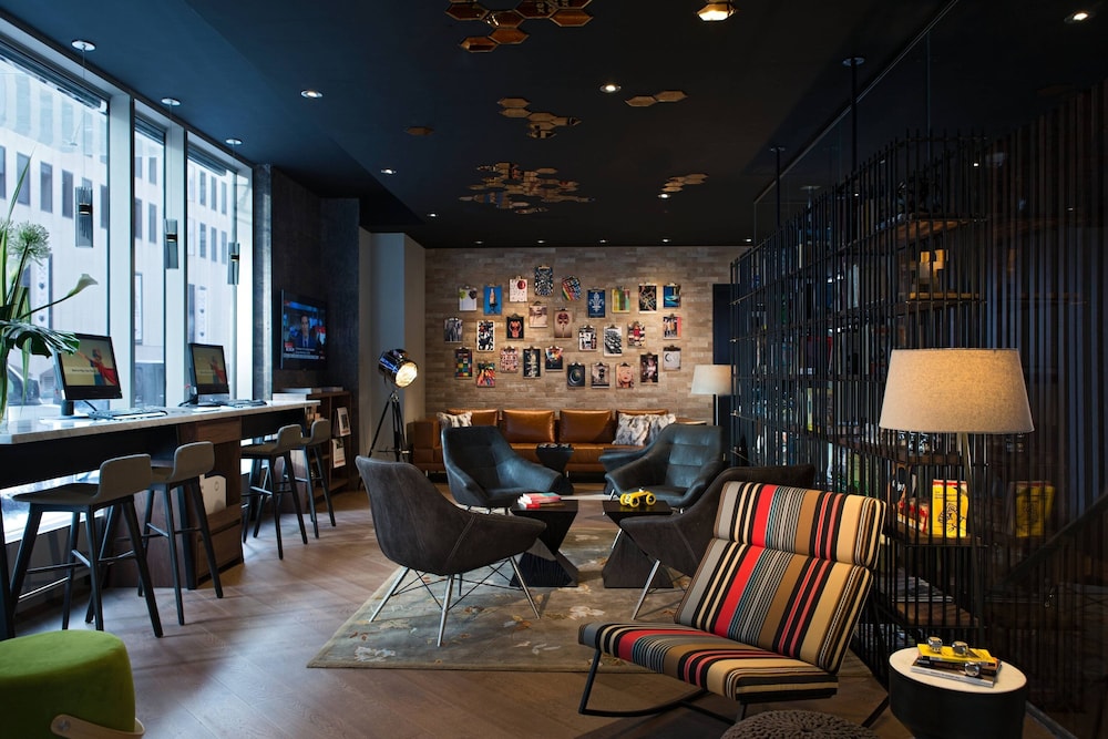 Renaissance Montreal Downtown Hotel 44/58