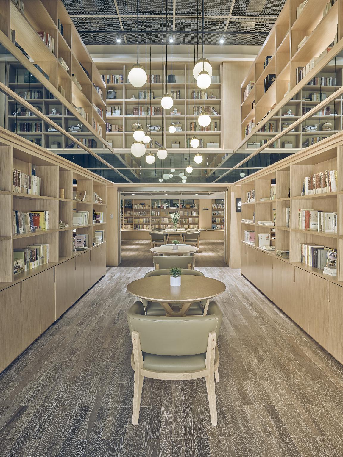 Yeboqinhuai SSAW BOUTIQUE Hotel (Qinhuai Bookstore) 9/45