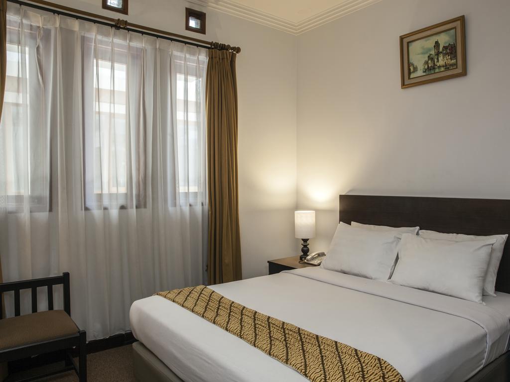 Sany Rosa Hotel 6/17