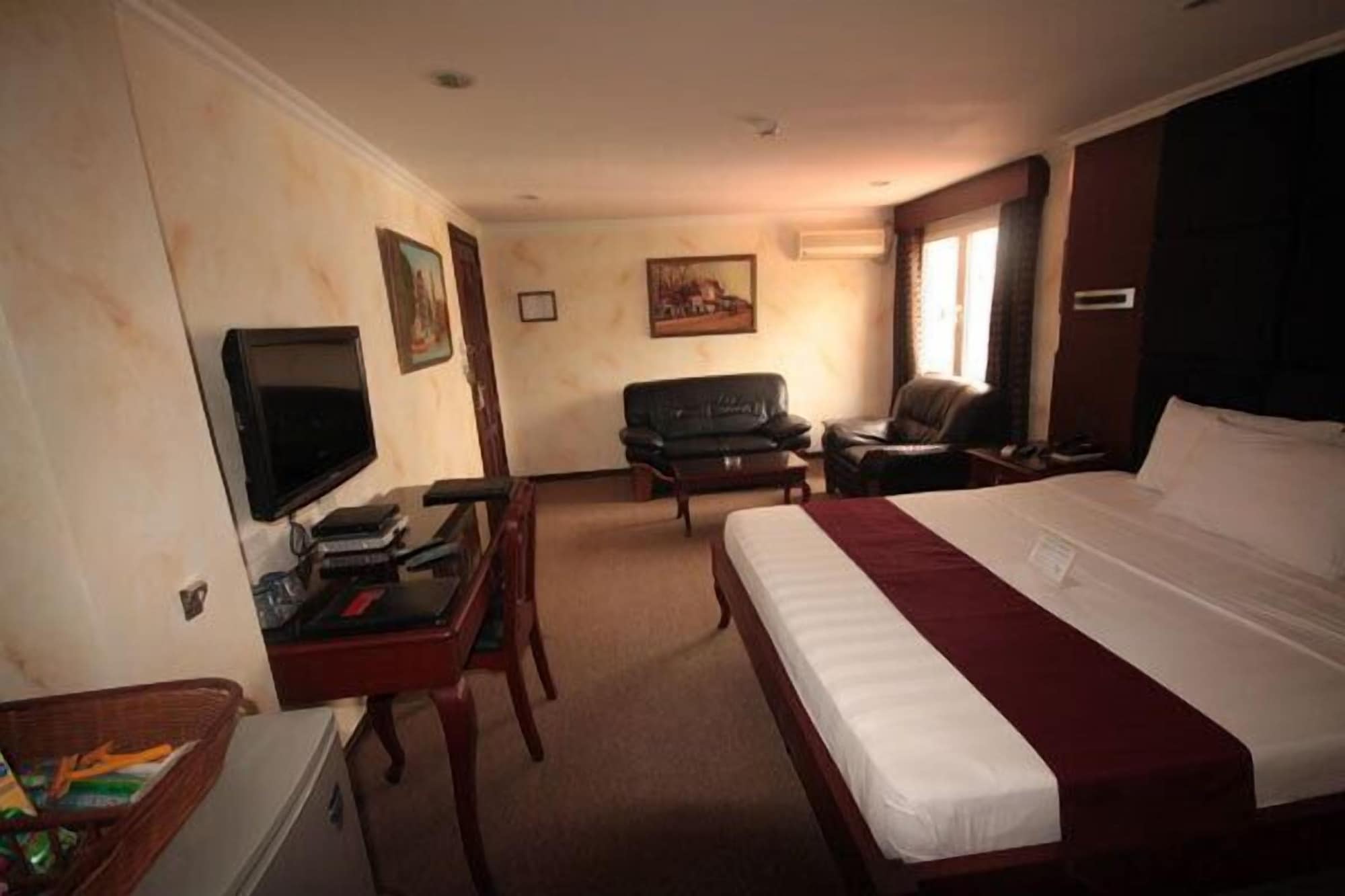 غرفة سوبيريور بسرير كينج، Hotel Royal Amsterdam 3/4