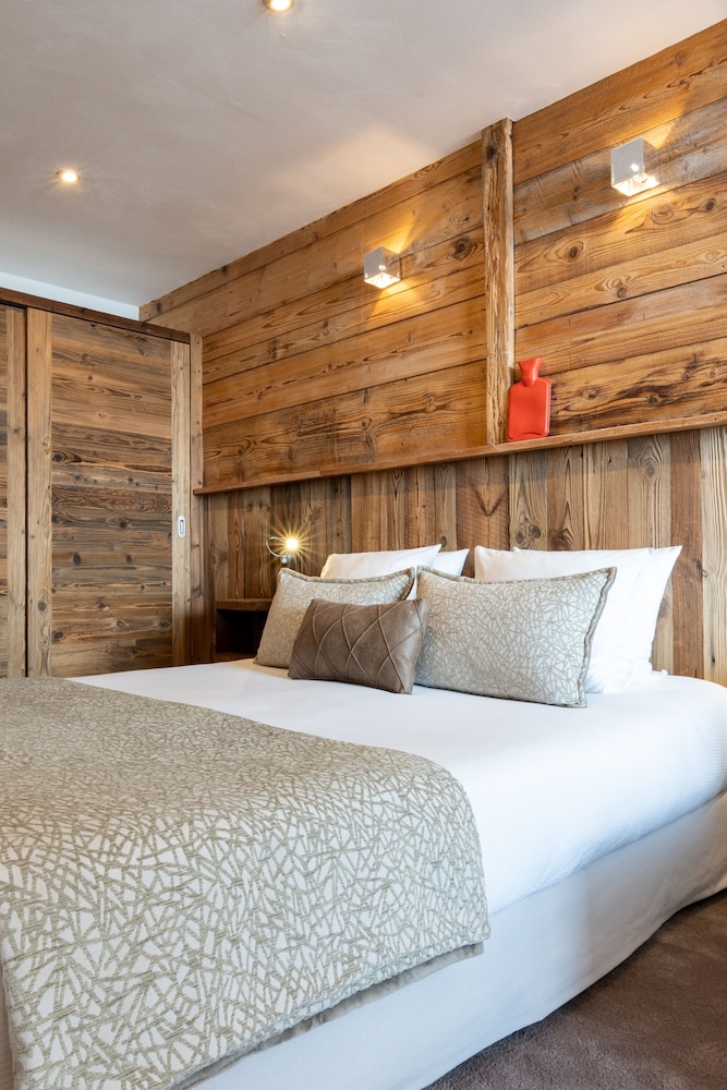 Hotel Des 3 Vallees 6/50