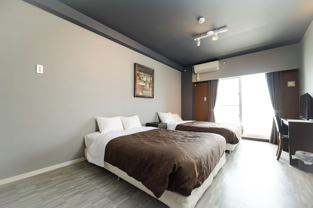 Residence Hotel Naha West 7/31