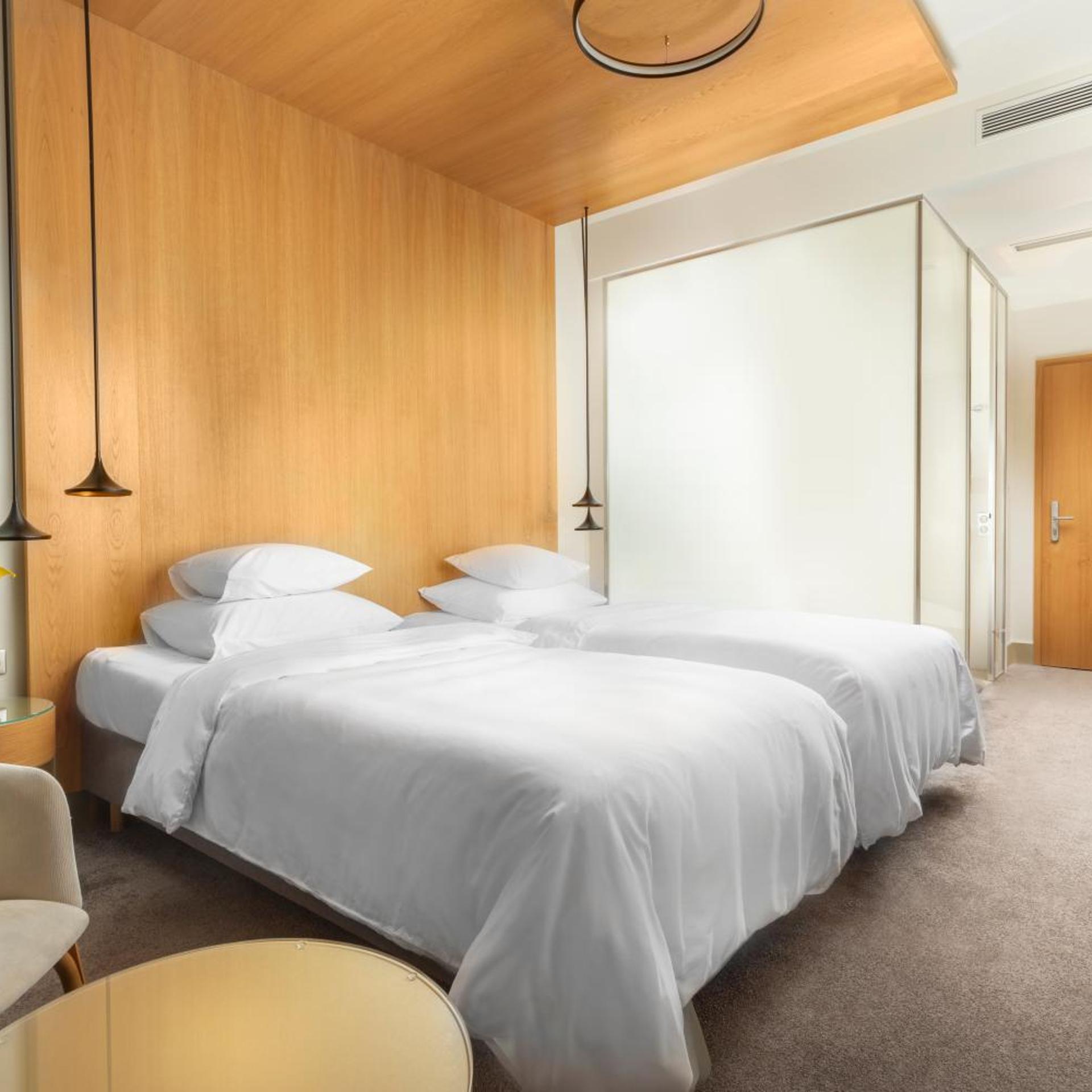 Deluxe, Double or Twin Bed, Private Garden