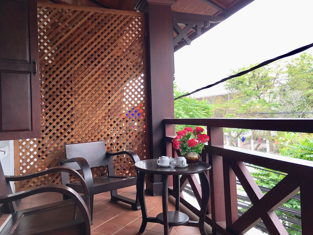 Pangkham Lodge 20/27
