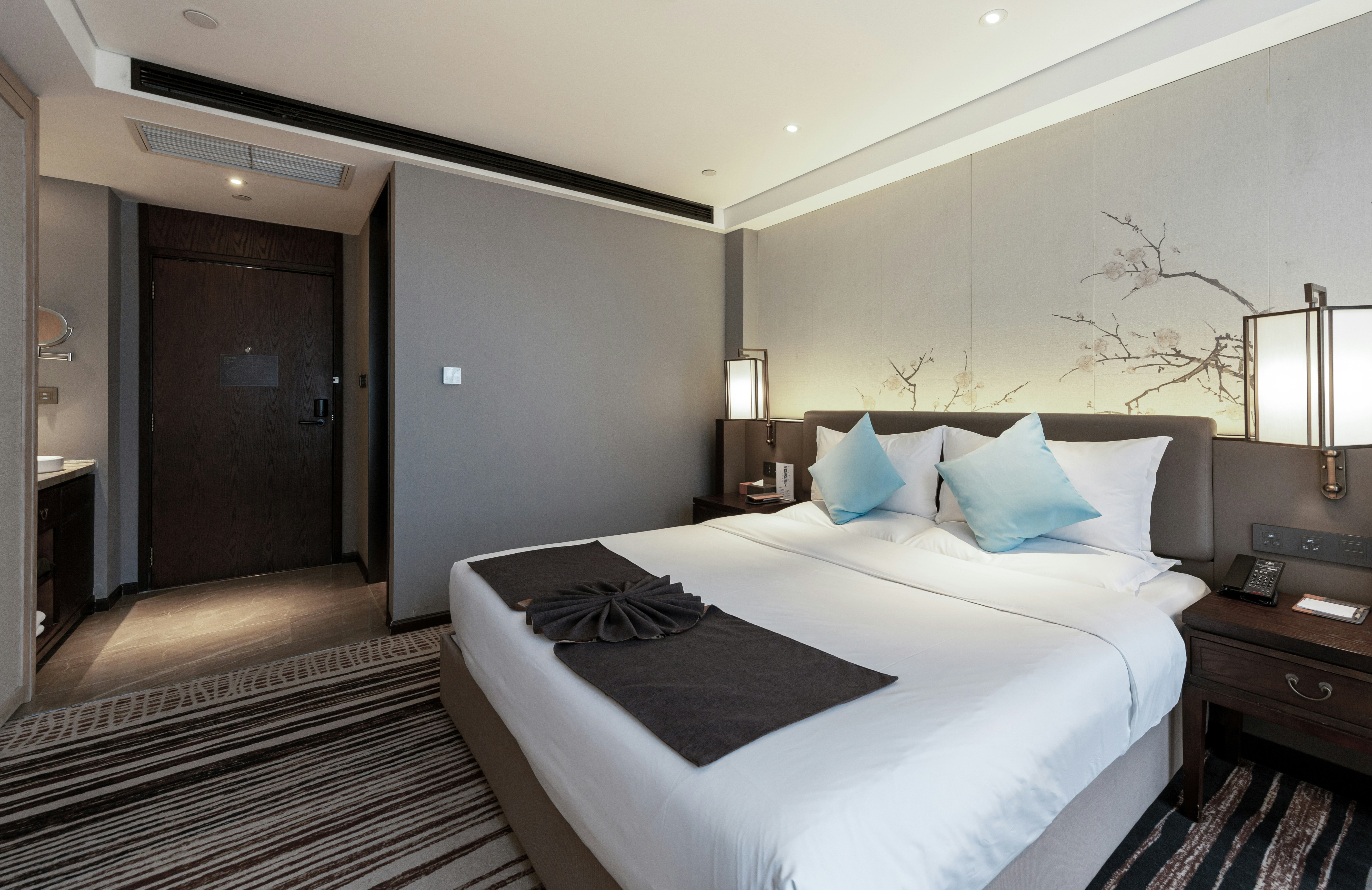 Rezen Dong Hotel (Chongqing Guanyinqiao) 13/39