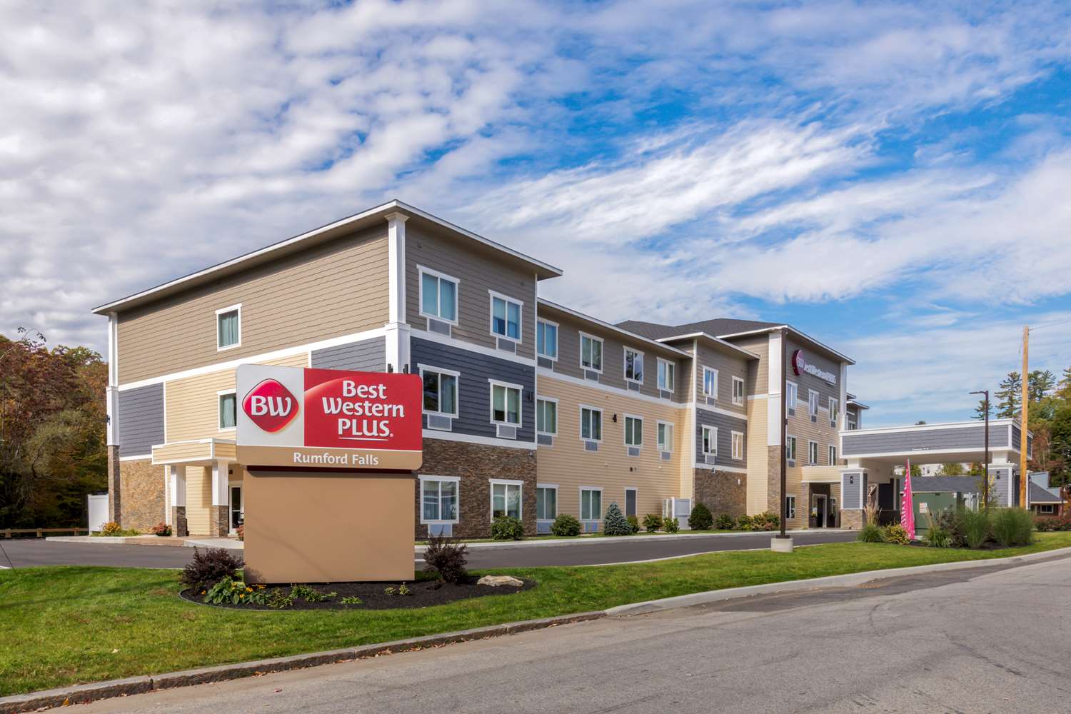 Best Western Plus Rumford Falls 2/20