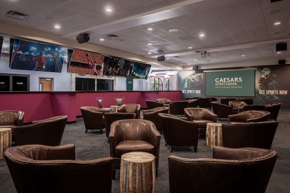 Harrah’s Laughlin - A Caesars Rewards Destination 69/85