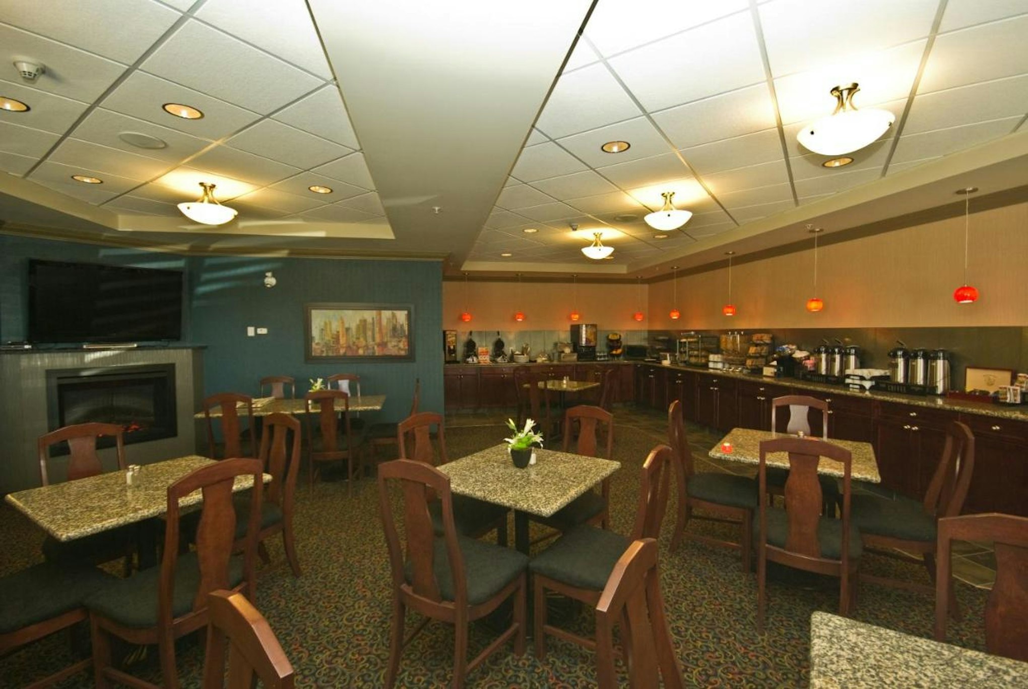 Redwood Inn Suites Grande Prairie 42/61