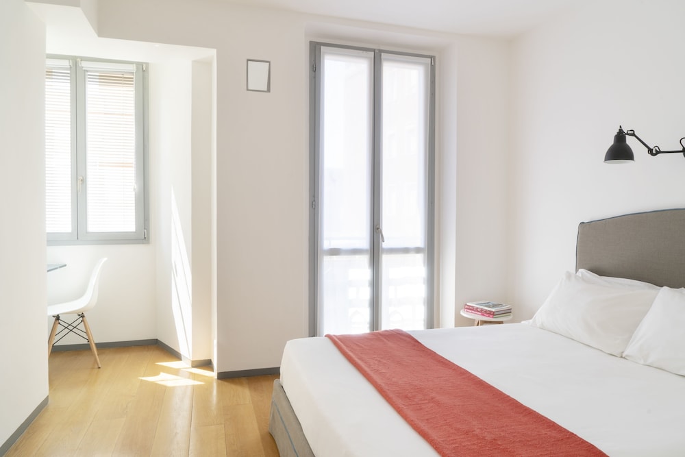 Brera Apartments In San Fermo 8/50