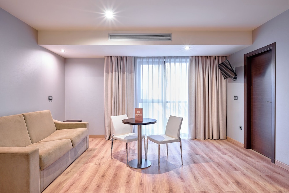 Hotel Turia Granada 33/50