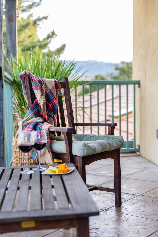 Sonoma Creek Inn 35/56