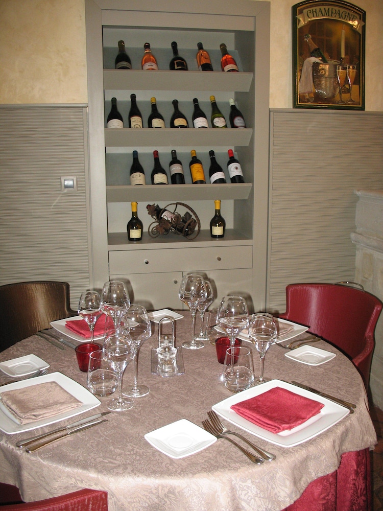 restaurant-cafeteria