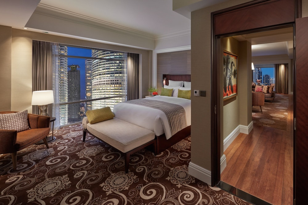 Mandarin Oriental Kuala Lumpur 18/83