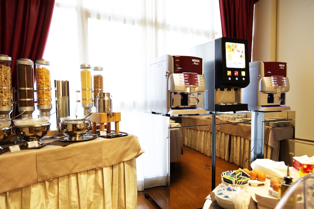 JR Hotels Gate 7 Bologna 58/70
