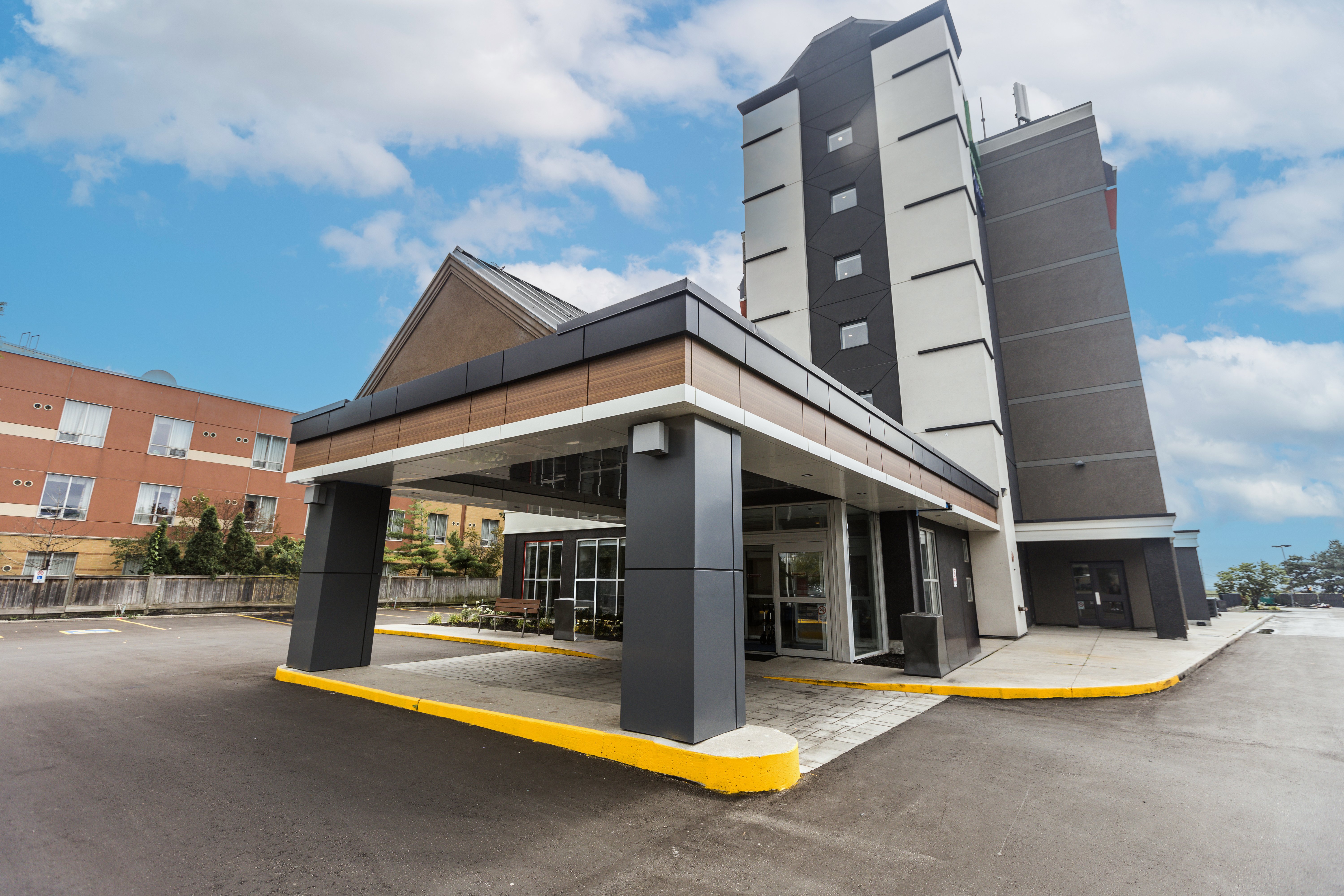Holiday Inn Express Toronto North York 47/50